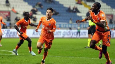 Başakşehir'in Ganalı defans oyuncusu Jerome Opoku, Kasımpaşa ile oynanan maçta