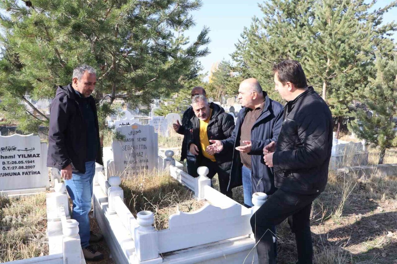 Van'daki 2011 depreminde hayatını kaybeden DHA muhabiri Sebahattin Yılmaz, Erzurum'da