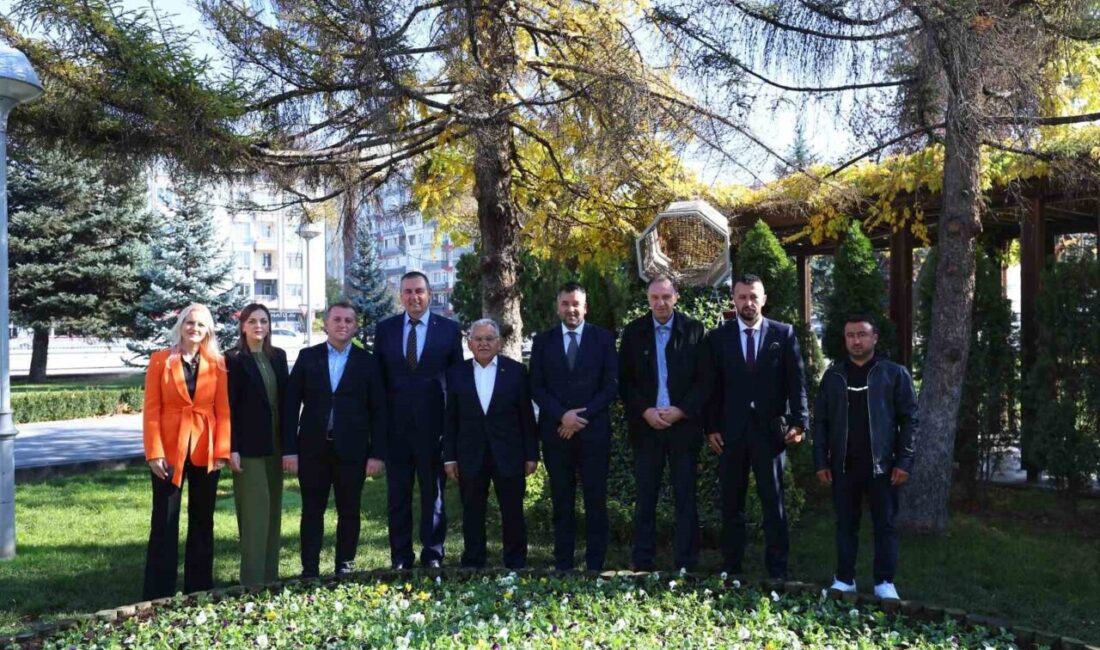 Kayseri ve Hadii Belediyesi Arasındaki Kardeş Şehir İlişkileri Güçleniyor Kayseri Büyükşehir Belediye Başkanı Dr. Memduh Büyükkılıç, Bosna-Hersek'in Hadii Belediye