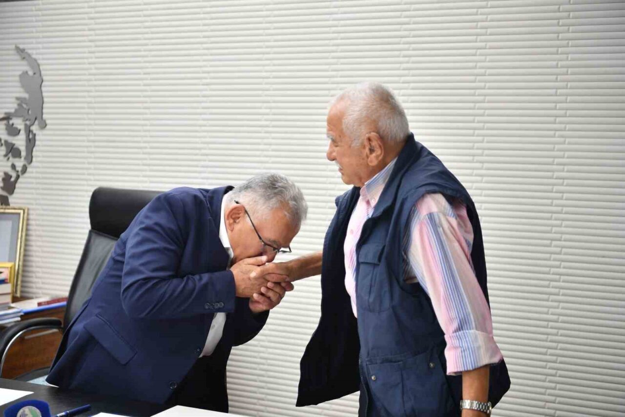 Kayseri Büyükşehir Belediye Başkanı Memduh Büyükkılıç'ın 86 yaşındaki ağabeyi Ramazan