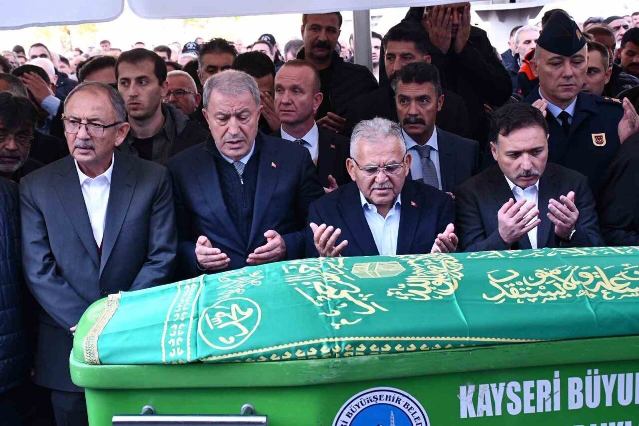 Kayseri Büyükşehir Belediye Başkanı Memduh Büyükkılıç’ın ağabeyi Ramazan Büyükkılıç, 86