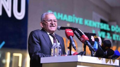 Kayseri Büyükşehir Belediye Başkanı Dr. Memduh Büyükkılıç ve Vali Gökmen