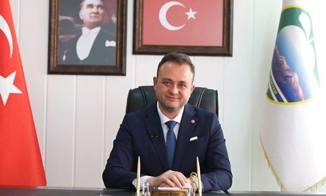 Çivril Belediye Başkanı Semih Dere, 24 Kasım Öğretmenler Günü dolayısıyla