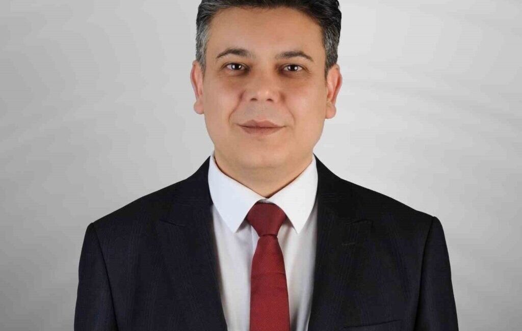 Söğüt’te Elektrik Kesintisi: Bakım Çalışmaları Nedeniyle Belirli Bölgelere Enerji Verilemeyecek Söğüt Belediye Başkanı Ferhat Durgut, ilçede bugün 09.00-12.00 saatleri arasında