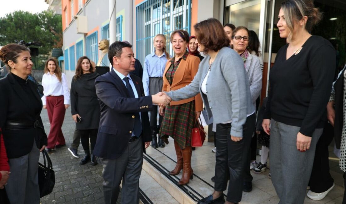 Osmangazi Belediye Başkanı Erkan Aydın, 24 Kasım Öğretmenler Günü'nde Rahmiye