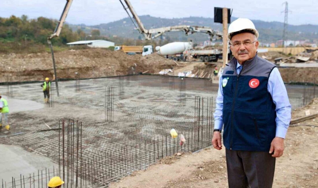 Ordu’ya Spor Yatırımları Devam Ediyor: Yeni Yüzme Havuzu ve Spor Salonu Müjdesi! Ordu Büyükşehir Belediye Başkanı Dr. Mehmet Hilmi Güler, Altınordu Eskipazar