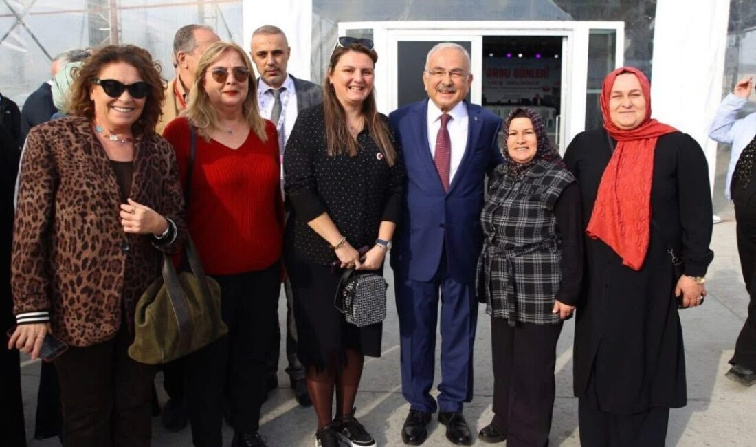 İstanbul Atatürk Havalimanı Millet Bahçesi'nde devam eden 14. Ordu Tanıtım