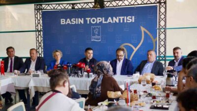 Kuşadası Belediye Başkanı Ömer Günel, Aydın'daki medya buluşmasında mezarlık ve