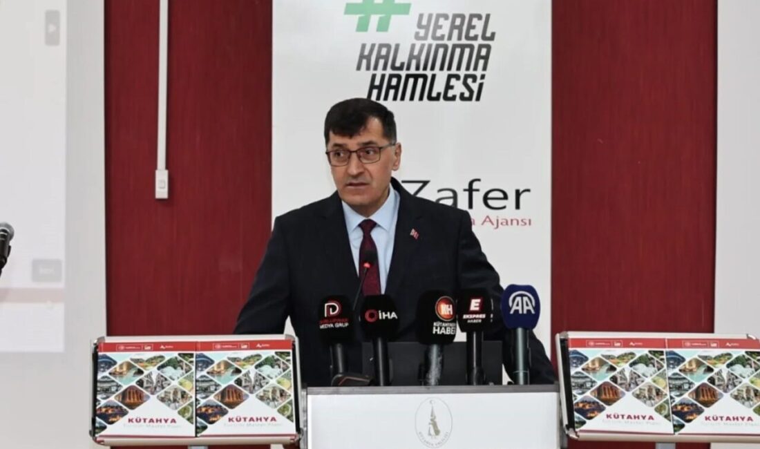 Kütahya Belediye Başkanı Eyüp Kahveci, Turizm Master Planı Lansman Toplantısı'na