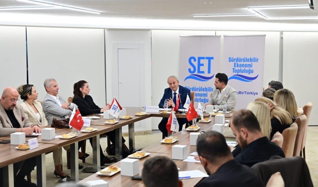 Kepez Belediye Başkanı Mesut Kocagöz, Sürdürülebilir Ekonomi Topluluğu toplantısında, sosyal