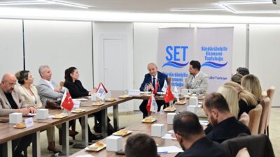 Kepez Belediye Başkanı Mesut Kocagöz, Sürdürülebilir Ekonomi Topluluğu toplantısında, sosyal