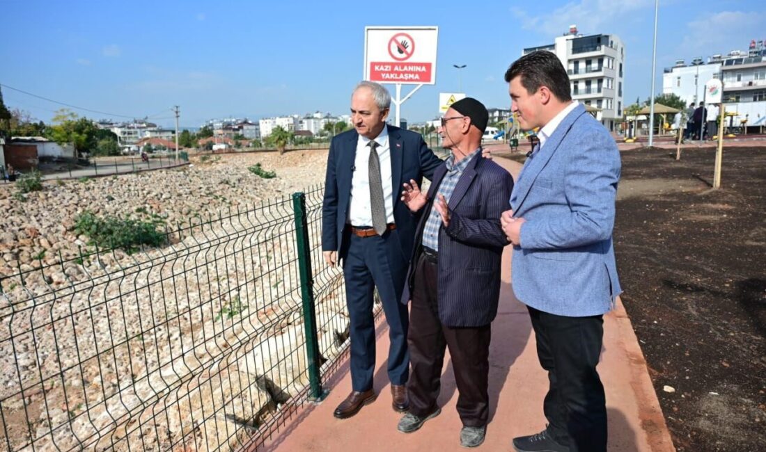 Kepez Belediye Başkanı Mesut Kocagöz, Şelale Mahallesi’nde tamamlanan 5 bin