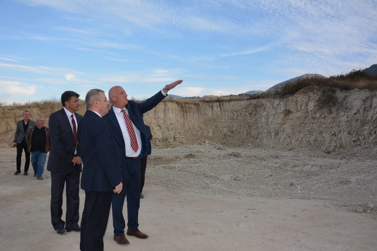 Babadağ Belediye Başkanı Murat Kumral, Gençlik ve Spor İl Müdürü