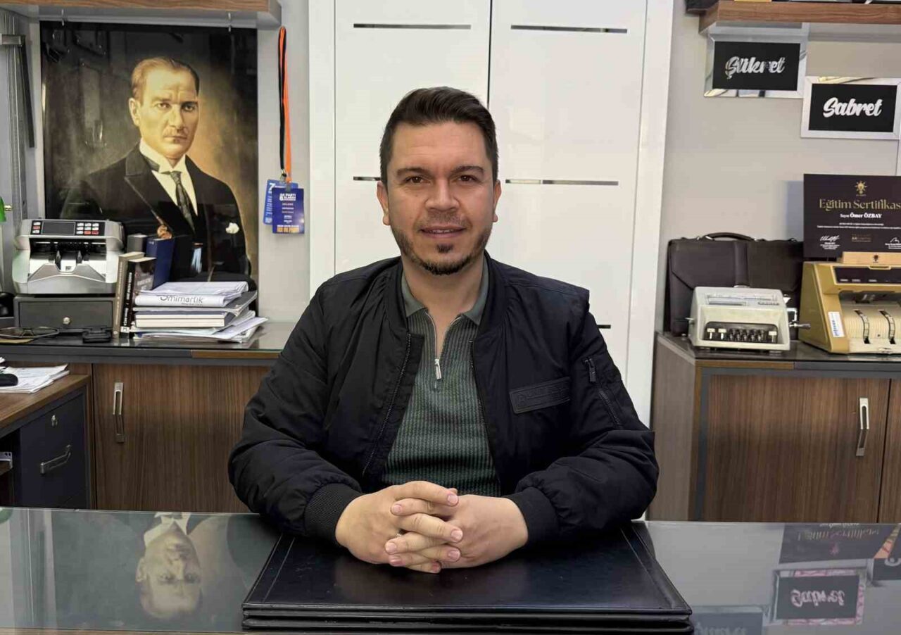 AK Parti Buldan İlçe Başkanı Ömer Özbay, CHP’li Belediye Başkanı