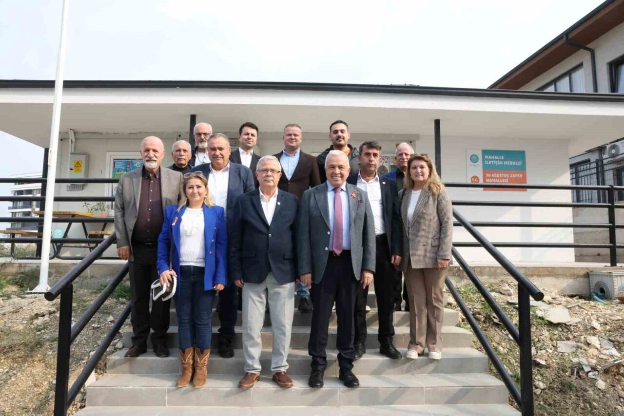 Şadi Özdemir, 30 Ağustos Zafer Mahallesi’nde Vatandaşlarla Buluşarak Mahalle Sorunlarını Dinledi