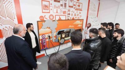 Samsun Canik Belediye Başkanı İbrahim Sandıkçı, geleceğin teknoloji yıldızlarını yetiştirdiklerini