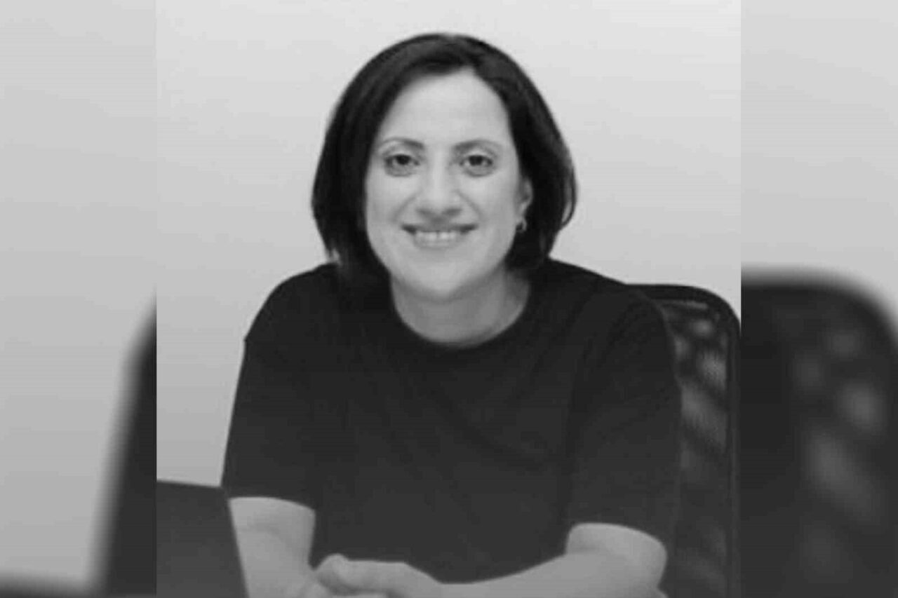 Mersin Büyükşehir Belediye Başkanı Vahap Seçer'in kardeşi Arzu Seçer, tedavi