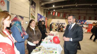 Elazığ Belediye Başkanı Şahin Şerifoğulları, "Aile Yılı" kapsamında düzenlenen AileFest'te