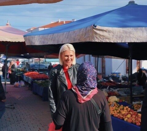 Bilecik Belediye Başkanı Melek Mızrak Subaşı, Beşiktaş Mahallesi Semt Pazarı’nı