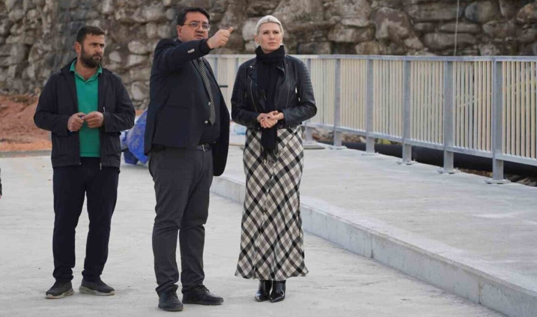 Bilecik Belediye Başkanı Subaşı, Hamsu Köprüsü’ndeki İnşaat Çalışmalarını Yerinde İnceledi Bilecik Belediye Başkanı Melek Mızrak Subaşı, Hamsu Köprüsü'ndeki Karayolları Genel