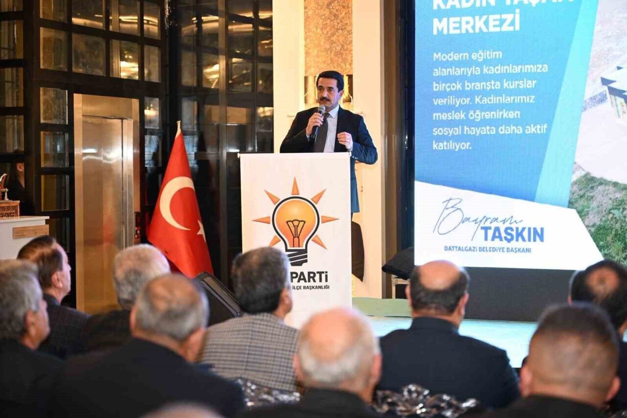 AK Parti Battalgazi İlçe Başkanlığı tarafından düzenlenen programda, Belediye Başkanı
