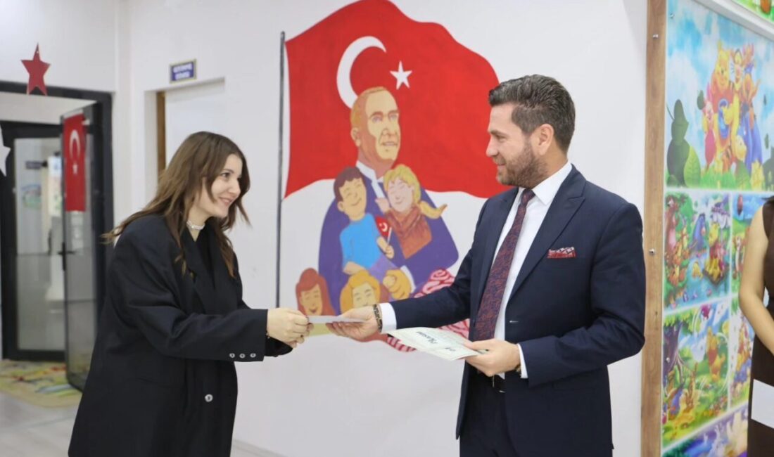 Tavas Belediye Başkanı Kadir Tatık, 24 Kasım Öğretmenler Günü'nde önce