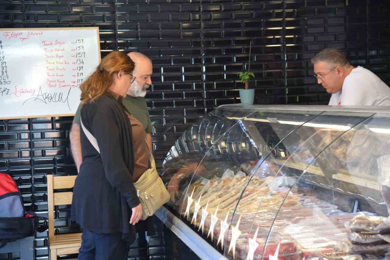 Atakum Belediye Başkanı Serhat Türkel, ilçeye kazandırdıkları kent lokantaları ve