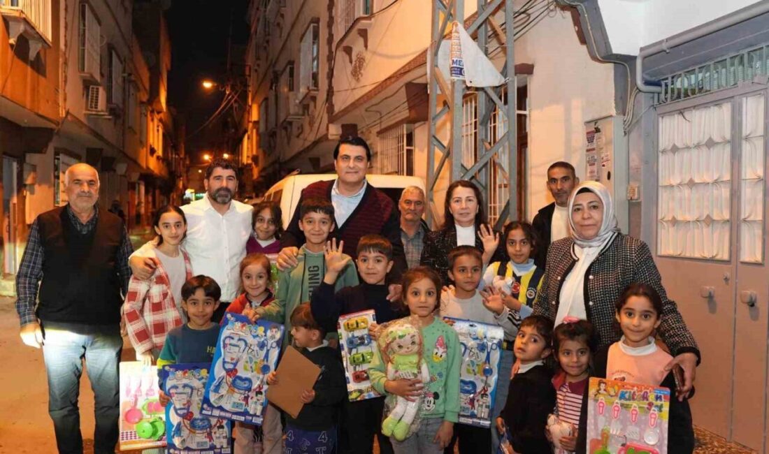 Şehitkamil Belediye Başkanı Umut Yılmaz, mahalle ziyaretleri kapsamında altı bölgede