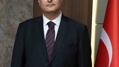 Şehitkamil Belediye Başkanı Umut Yılmaz, 24 Kasım Öğretmenler Günü'nde öğretmenlerin