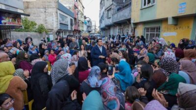 Şehitkamil Belediye Başkanı Umut Yılmaz, Göllüce Mahallesi'ni ziyaretinde büyük bir