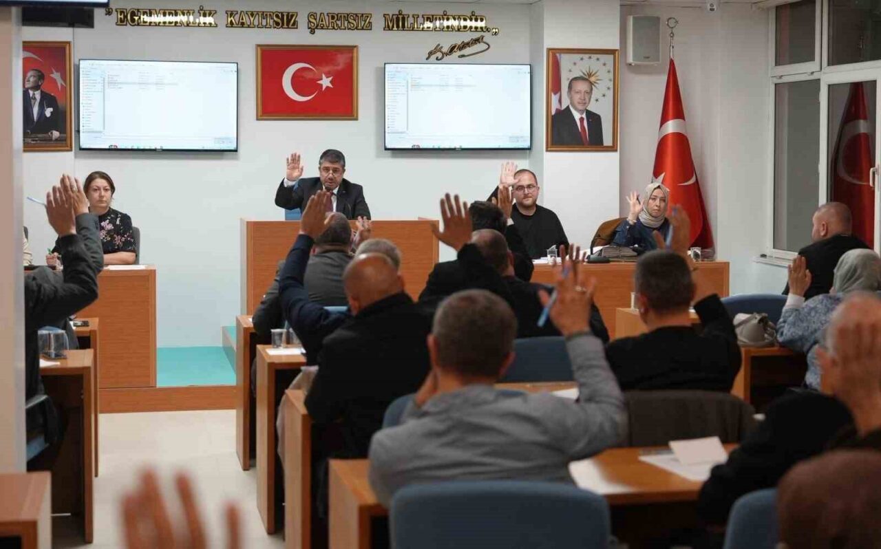 Düzce Belediye Meclisi, Hasan Günden başkanlığında gerçekleştirdiği toplantıda 24 gündem