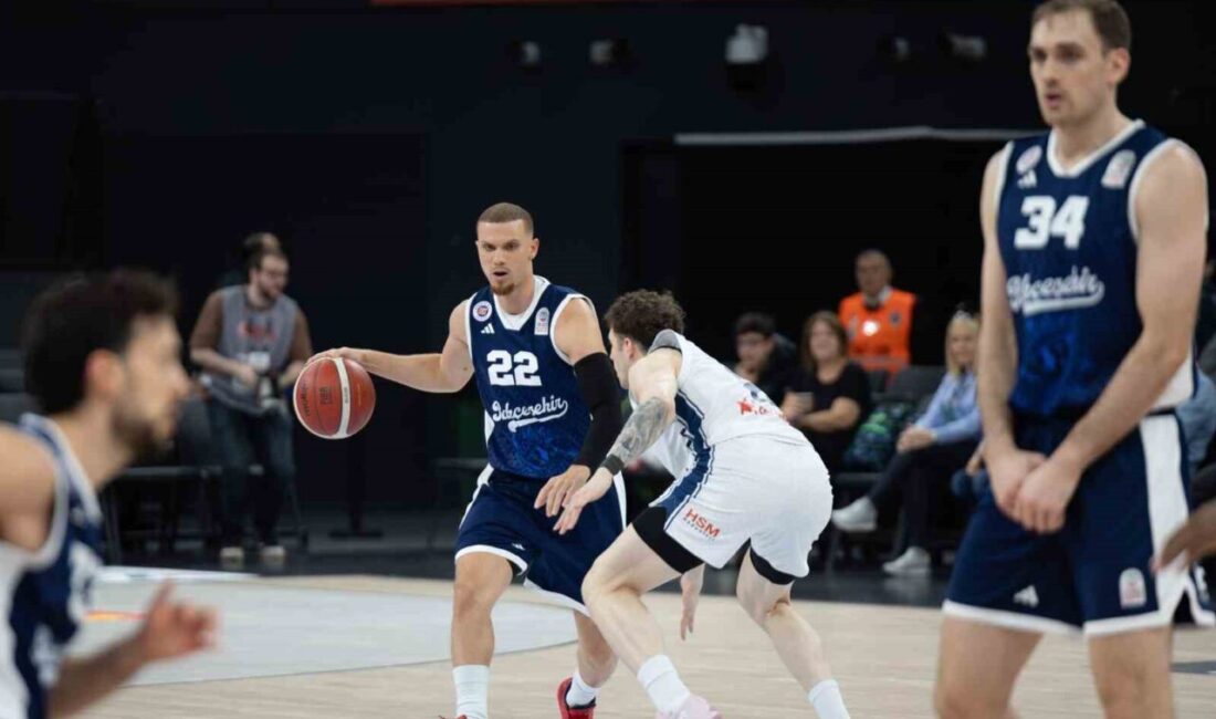 Bahçeşehir Koleji, A. Efes’i Deplasmanda Üst Üste 8. Haftada Üç Sayı Farkla Geçti Türkiye Sigorta Basketbol Süper Ligi'nin 8. haftasında Bahçeşehir Koleji, A.