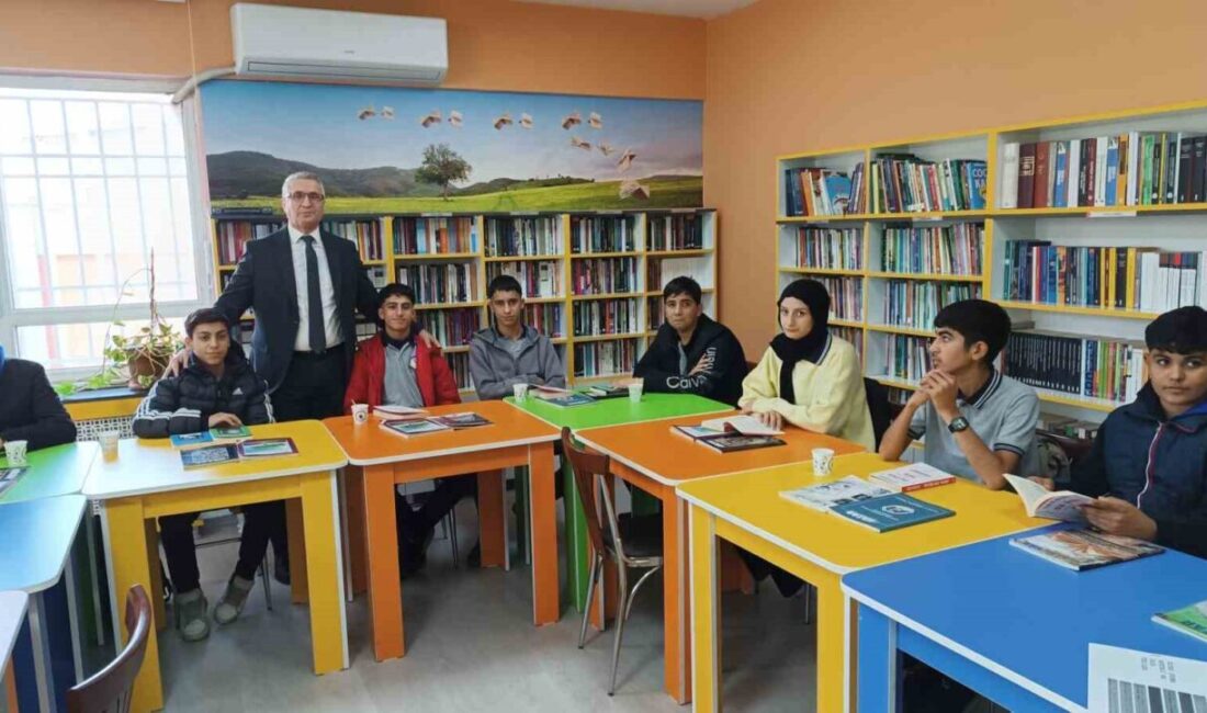 Batman’daki Okuma Noktası 4,5 Yılda 40 Binin Üzerinde Öğrenciye Erişti Batman'da 2020 yılında kurulan Okuma Noktası, 4,5 yılda 40 bin
