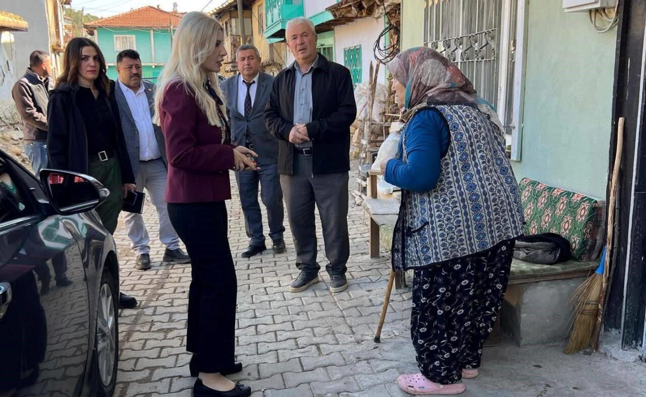 Altıntaş Kaymakamı Ayşegül Yıldırım, Yeşilyurt Köyü’nde Halkla Buluştu ve Talepleri Dinledi