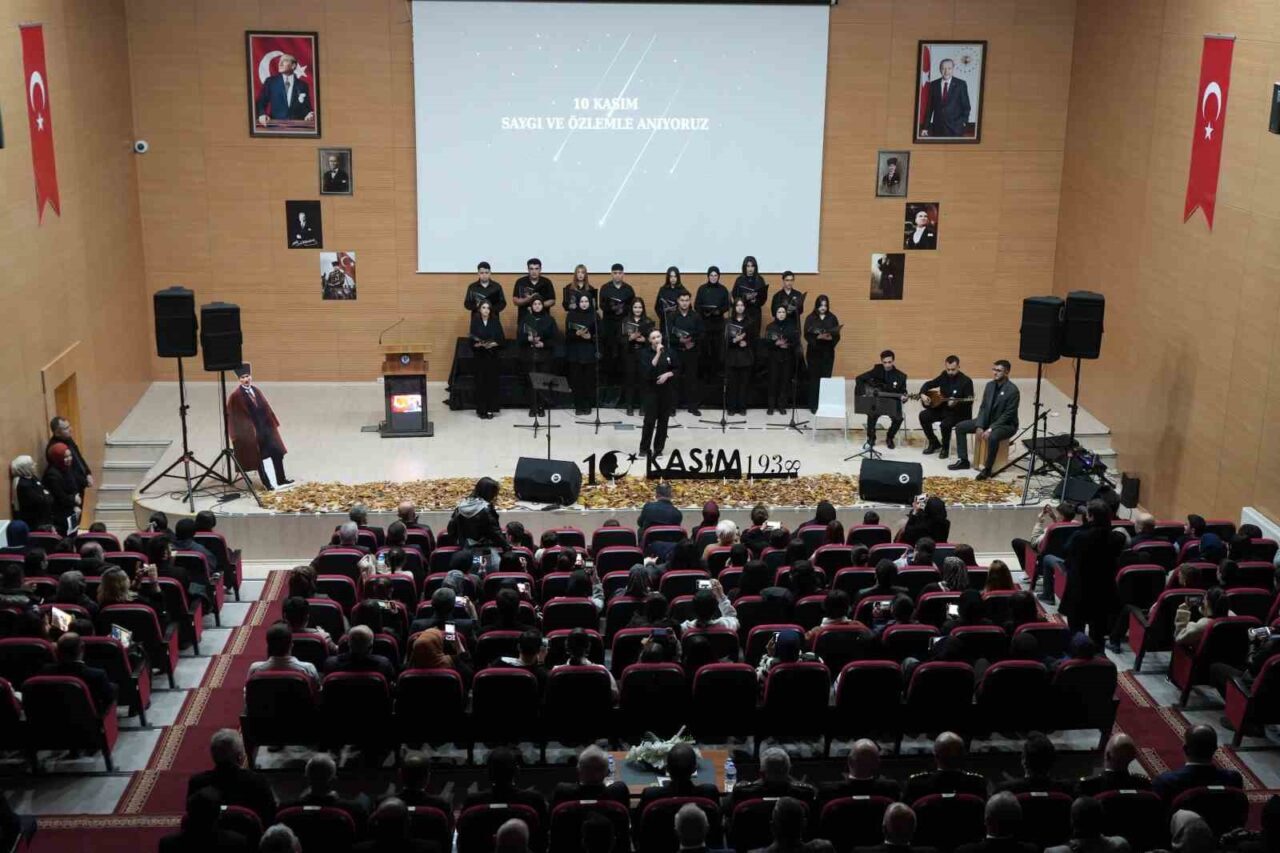 Atatürk, Vefatının 87. Yılında Bayburt’ta Yoğun Bir Programla Anıldı