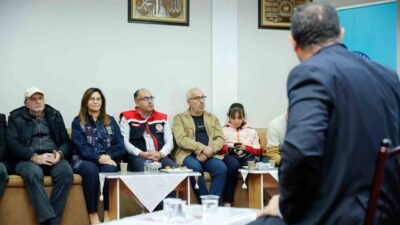 Bayburt Üniversitesi, Tuzcuzade Mahalle Odası'nda Bi’ Buluşma-Çiftçi Buluşmaları Paneli düzenledi.