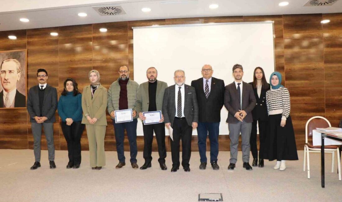 Bayburt’ta İmamlara Sağlıklı Hayat Akademisi Eğitimi Verildi Bayburt İl Sağlık Müdürlüğü, imamlara sağlık bilincini artırmak adına Sağlıklı