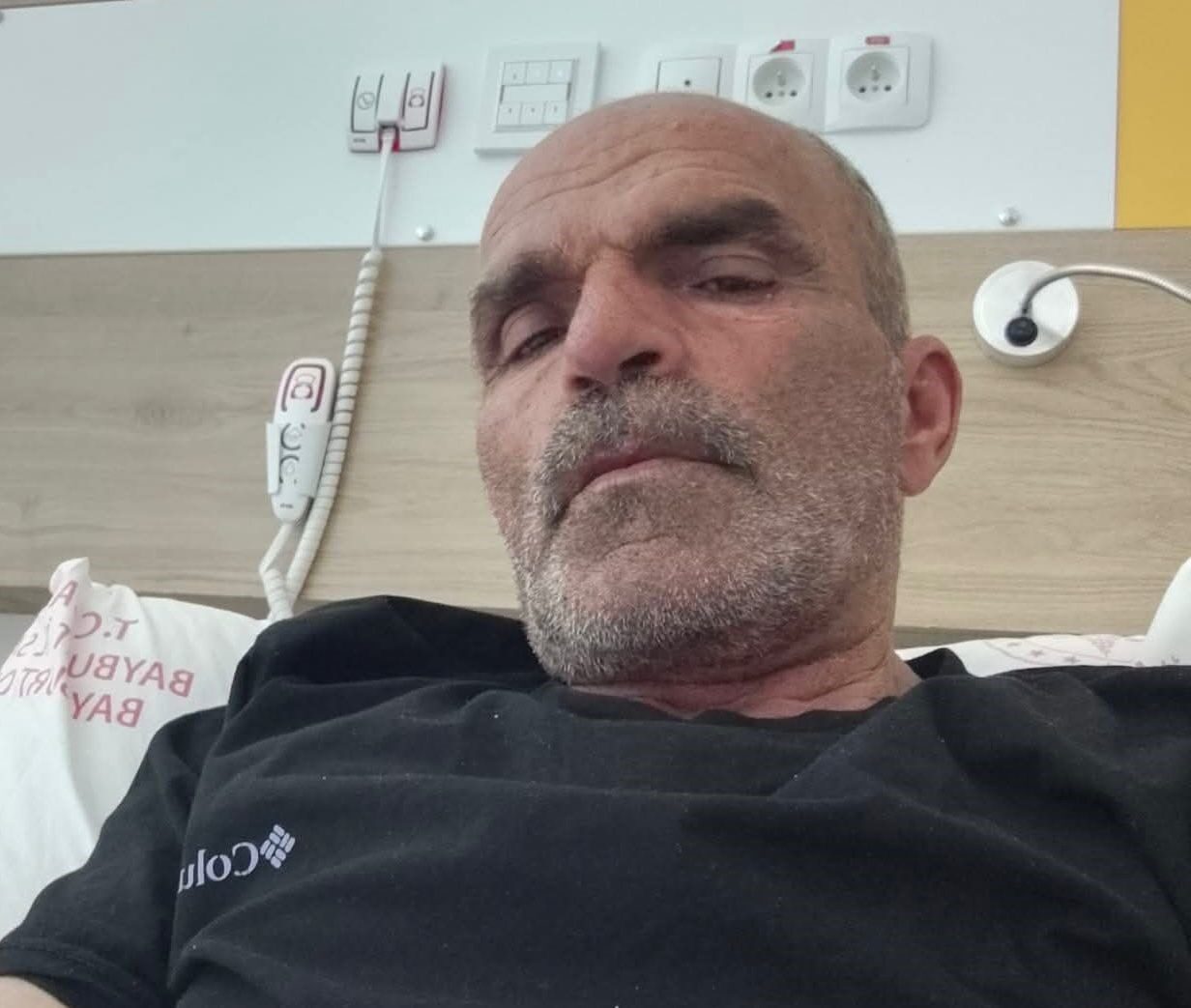 Bayburt'ta bir inşaatta çalışan demir ustası Cabir Akbaş, beşinci kattan