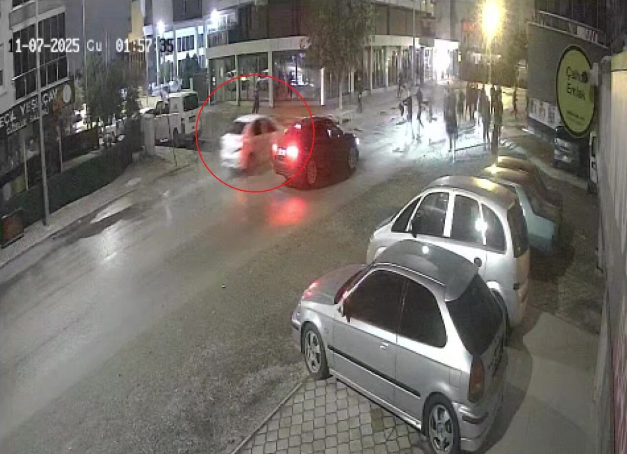 Antalya'da Cihan G., emniyet müdürü Dr. Sabit Akın Zaimoğlu'nun bulunduğu