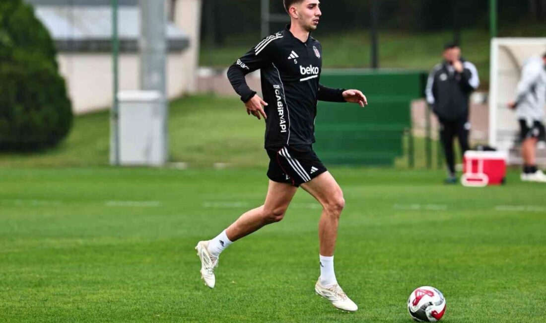 Beşiktaş, Fatih Karagümrük Maçı Hazırlıklarına Teknik Direktör Sergen Yalçın Yönetiminde Başladı Beşiktaş, Trendyol Süper Lig'de Fatih Karagümrük ile oynayacağı maçın hazırlıklarına