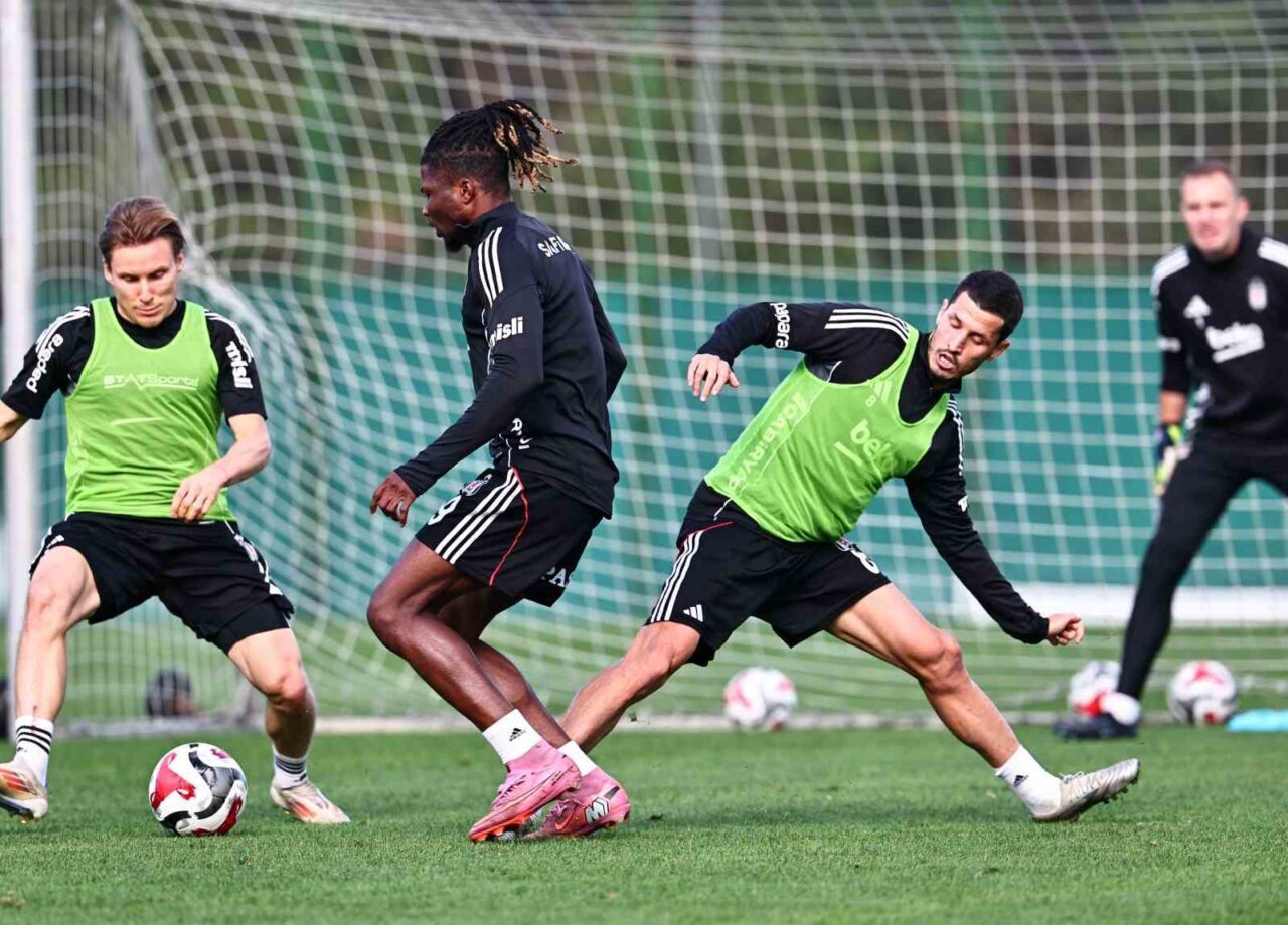 Beşiktaş, Süper Lig'in 14. haftasında Fatih Karagümrük ile oynayacağı maçın