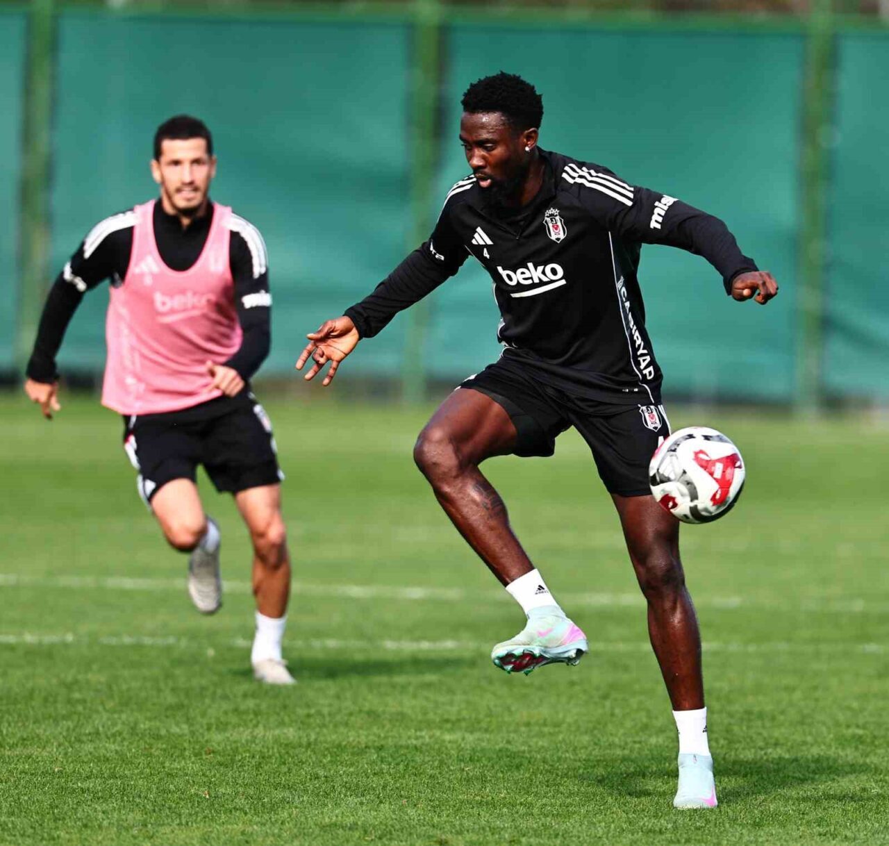 Beşiktaş, Trendyol Süper Lig’in 14. haftasında Fatih Karagümrük ile karşılaşacak.