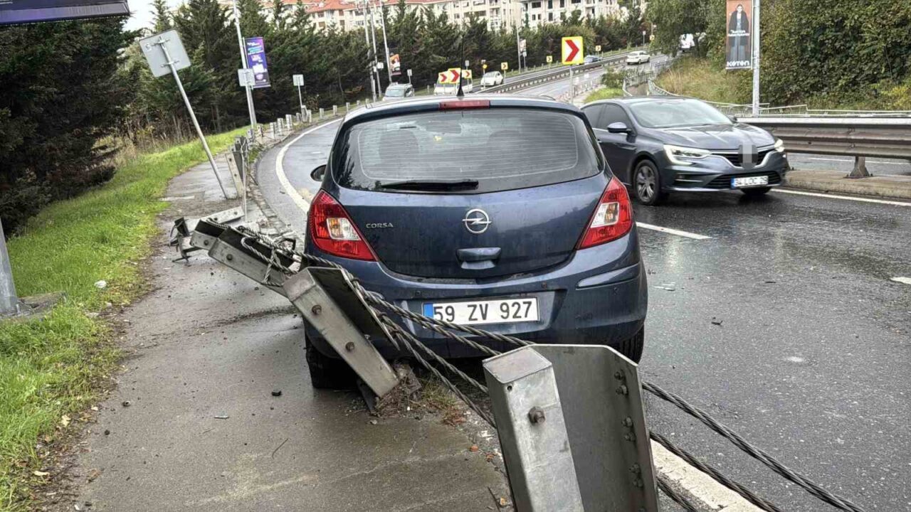 İstanbul Beşiktaş'ta yağmur sonrası kaygan yolda iki ayrı trafik kazası