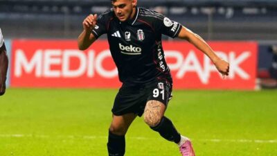 Beşiktaş, genç futbolcusu Mustafa Hekimoğlu'nun sağ uyluk üst adalesinde gerilme