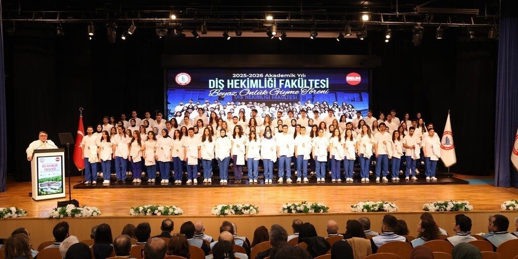 Zonguldak Bülent Ecevit Üniversitesi'nde düzenlenen "2025-2026 Akademik Yılı Diş Hekimliği