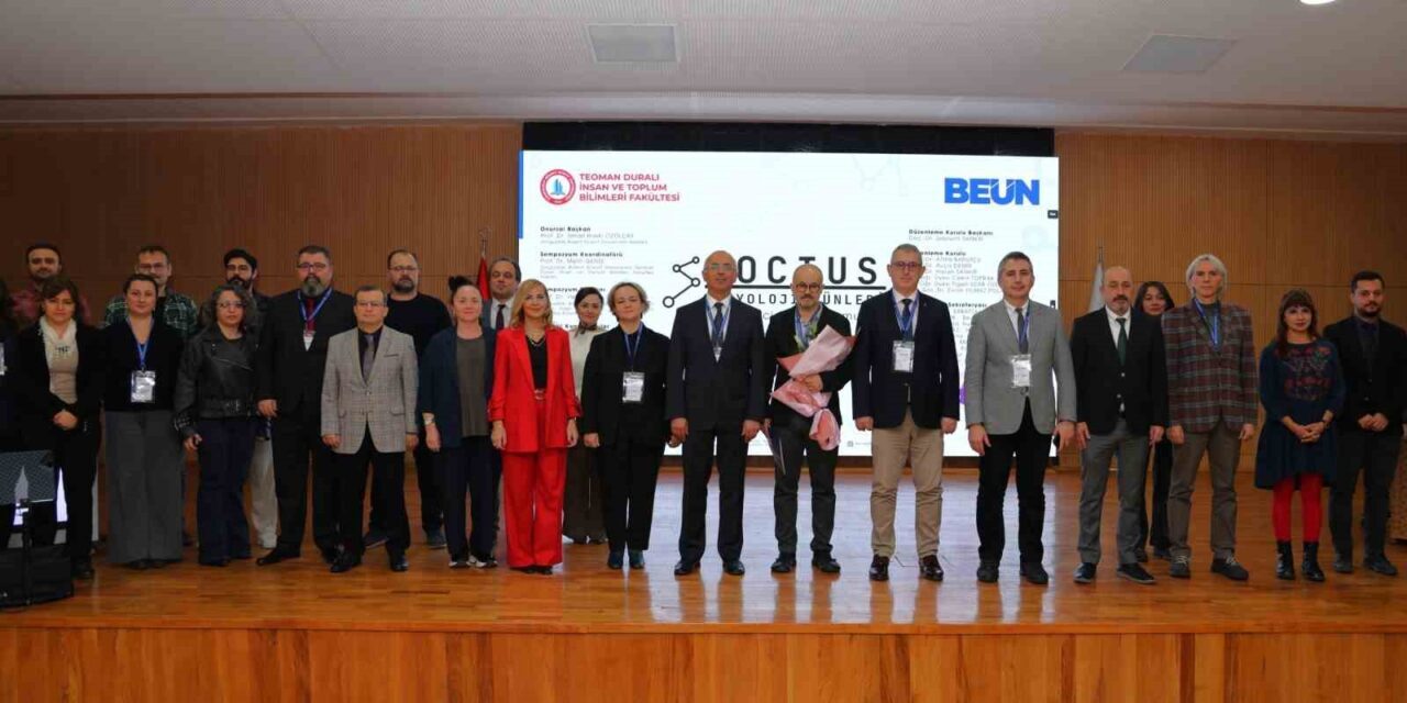 Zonguldak Bülent Ecevit Üniversitesi'nde düzenlenen "Sosyoloji Günleri Sempozyumu", Doç. Dr.