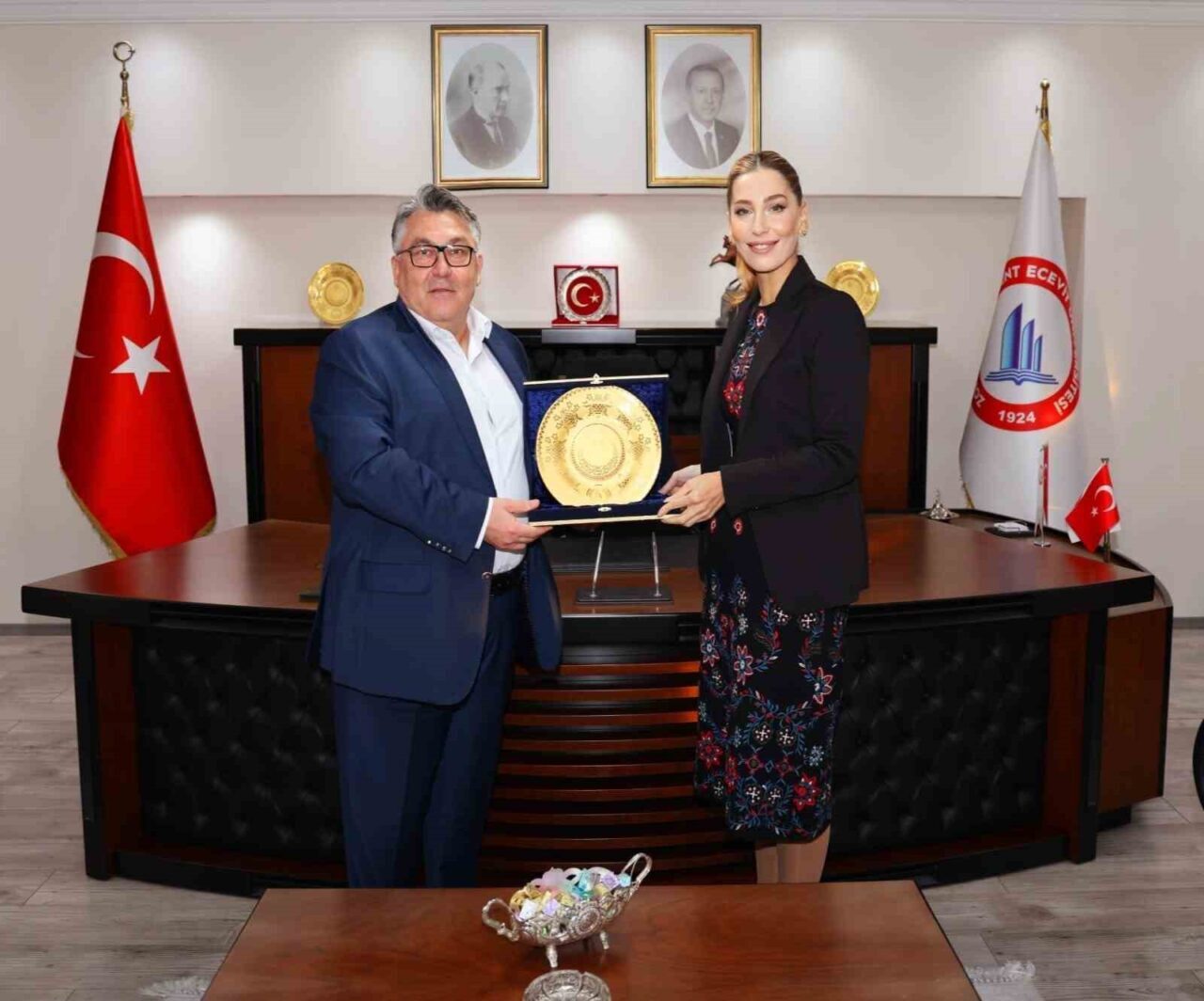 Zonguldak Bülent Ecevit Üniversitesi'nde düzenlenen "Uluslararası Ticaret ve İşletmecilik Topluluğu