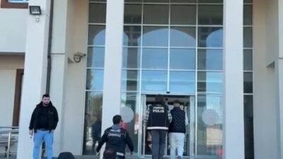 Çanakkale'nin Biga ilçesinde narkotik ekipleri, uyuşturucu ile mücadele kapsamında 2