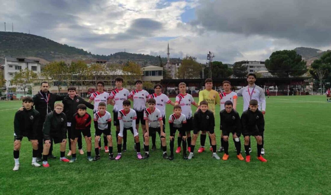 Vitraspor, U14 Gençler Ligi’nde 7’de 7 Yaptı ve Liderliğini Korudu U14 Gençler Ligi'nin 7. haftasında Vitraspor, Güneşspor'u 12-0 yenerek liderliğini