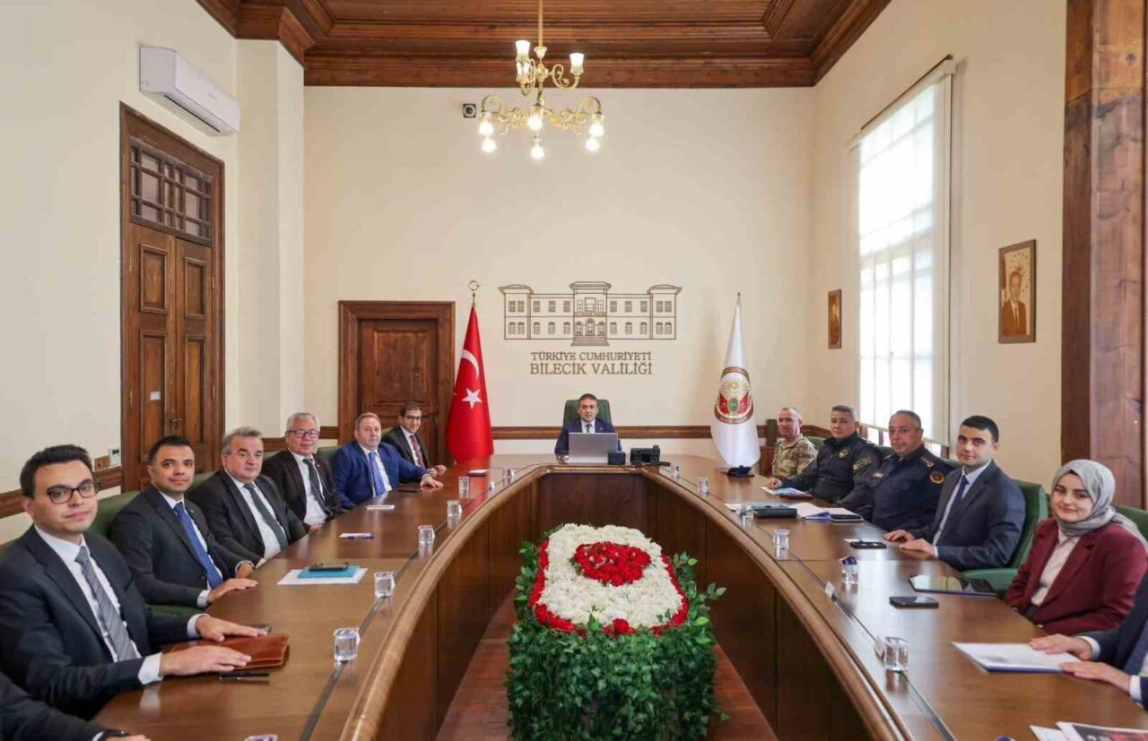 Bilecik Valisi Faik Oktay Sözer başkanlığında yapılan asayiş ve güvenlik